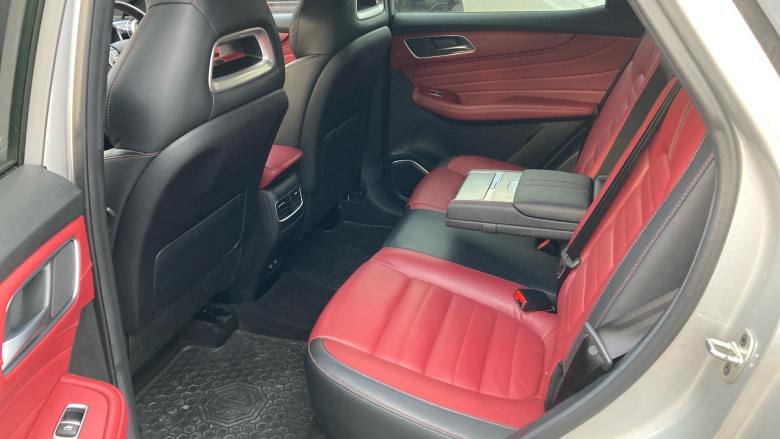 MG Hs 1.5 T-GDI Exclusive 5dr DCT Petrol Hatchback